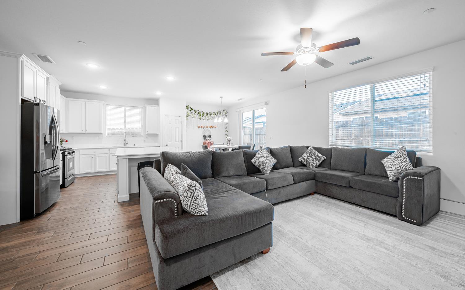 6552 East Huffman Avenue Fresno, CA 93727 - Photo 21 of 29