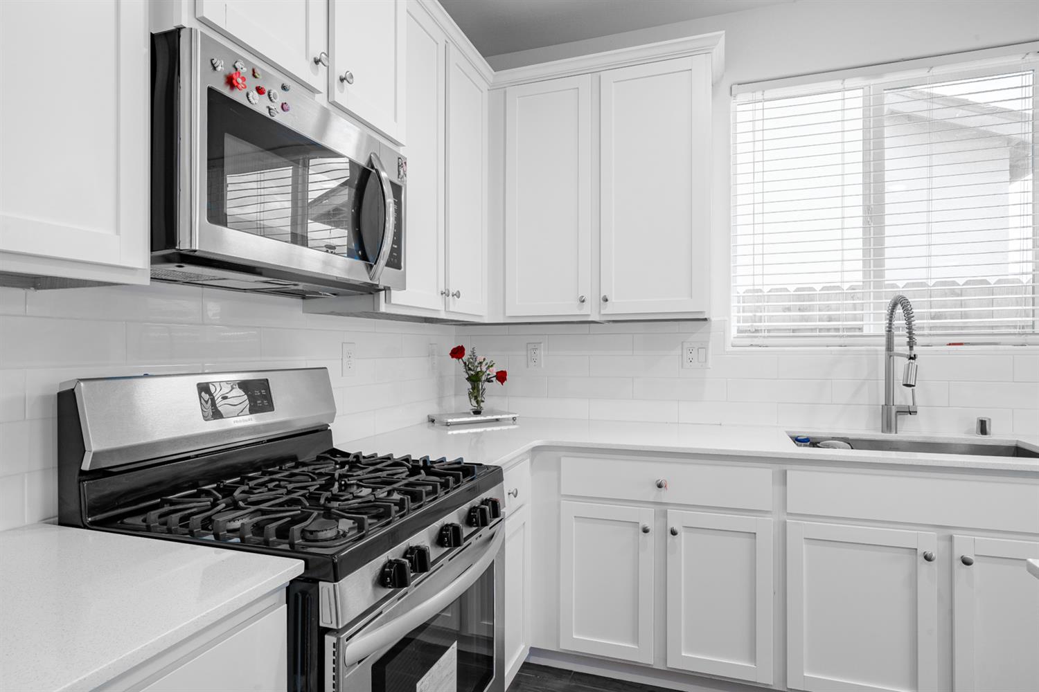 6552 East Huffman Avenue Fresno, CA 93727 - Photo 10 of 29