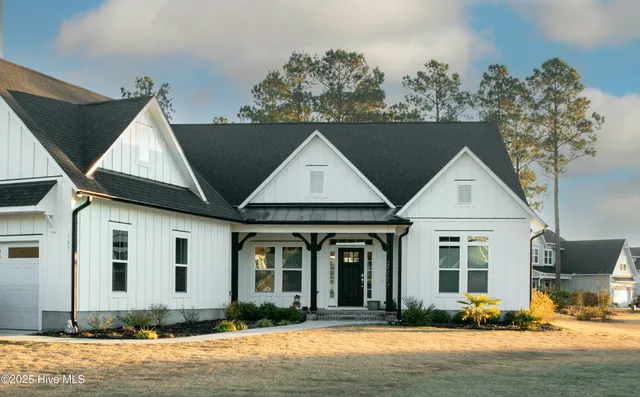 $890,000 | 197 Jackline Drive, Hampstead, NC 28443