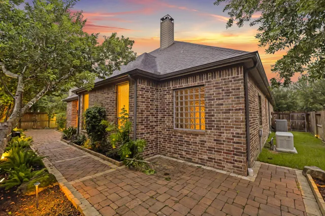 $485,500 | 25006 Bahme Springs Lane, Porter, TX 77365