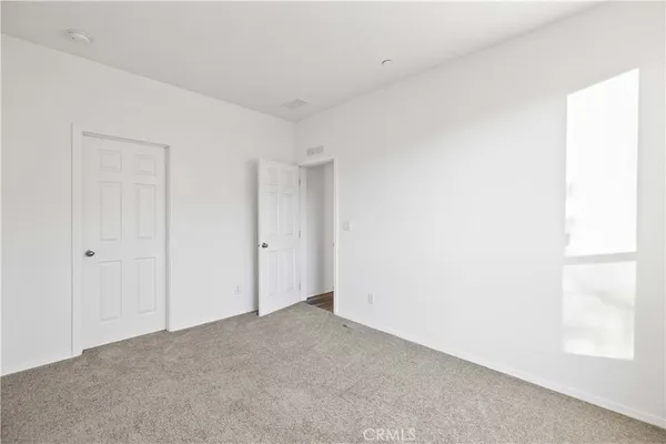 $489,990 | 30440 104th Street East, Littlerock, CA 93543