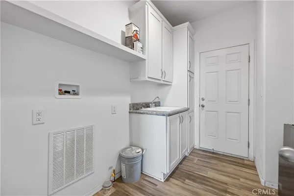 $489,990 | 30440 104th Street East, Littlerock, CA 93543