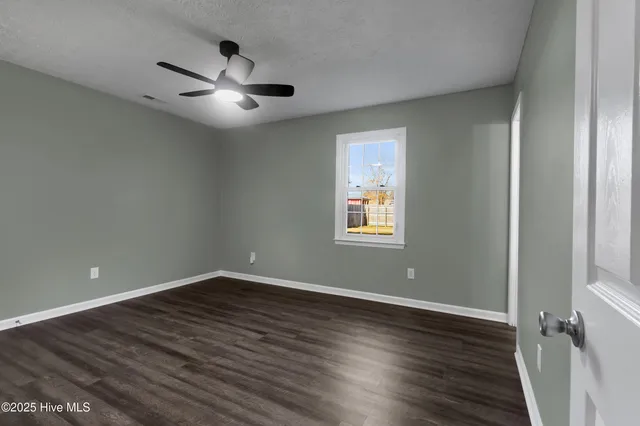 $250,000 | 123 Tar Heel Drive, Havelock, NC 28532