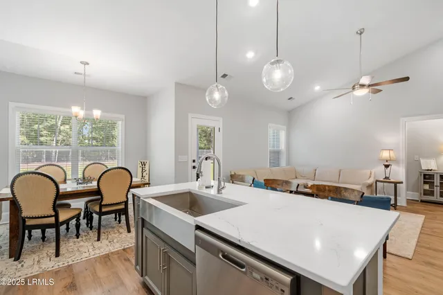 $526,900 | 250 Thistle Lane, Beaufort, SC 29907