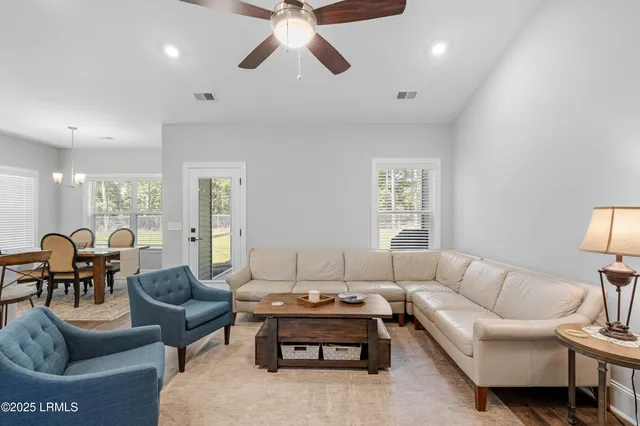 $526,900 | 250 Thistle Lane, Beaufort, SC 29907