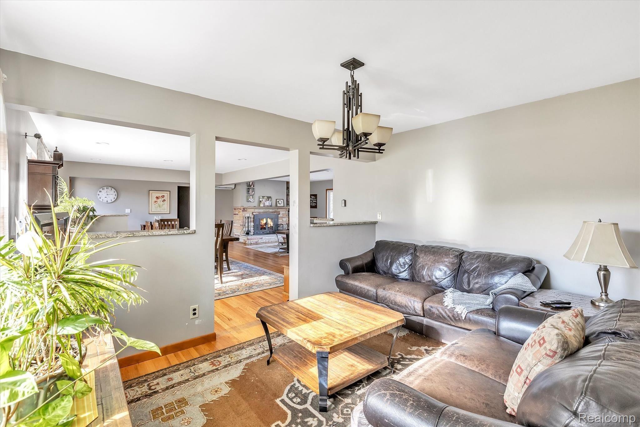 11619 Rathbun Road Birch Run, MI 48415 - Photo 13 of 90 13-11619 Rathbun Rd-windowstill-realestate-photography-13.jpg