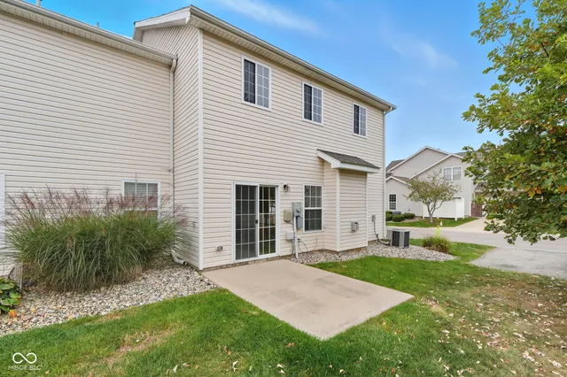 $260,000 | 9760 Silver Leaf Drive, Unit 701, Noblesville, IN 46060