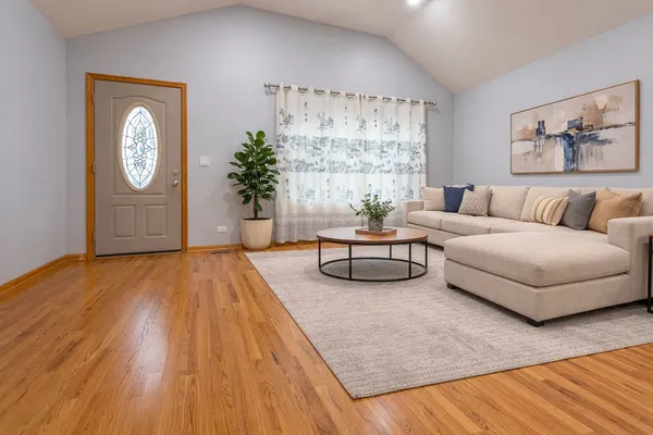 $599,000 | 3548 South Artesian Avenue, Chicago, IL 60632