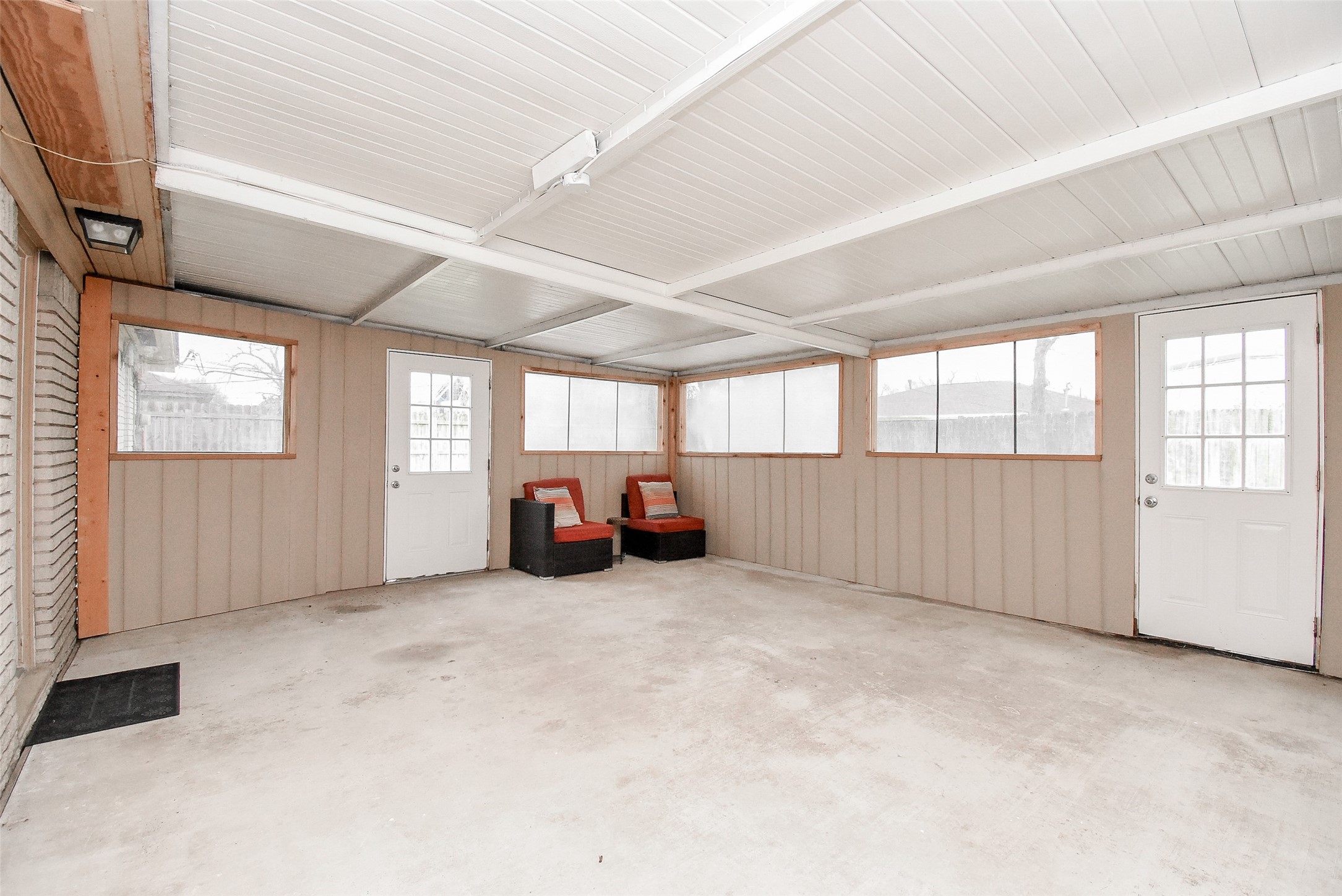 731 Dunwick Lane Pasadena, TX 77502 - Photo 37 of 46 Sunroom