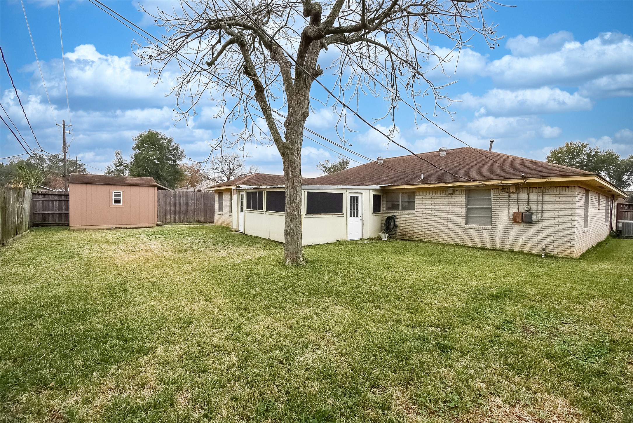731 Dunwick Lane Pasadena, TX 77502 - Photo 42 of 46 Backyard