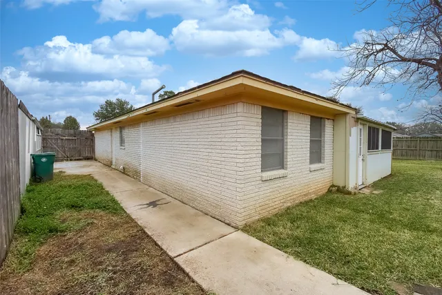 $275,000 | 731 Dunwick Lane, Pasadena, TX 77502