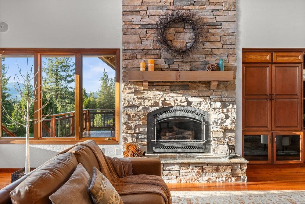 238 Clouds Rest Portola, CA 96122 - Photo 4 of 28