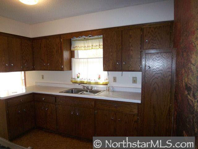 4065 Decatur Avenue North New Hope, MN 55427 - Photo 2 of 10