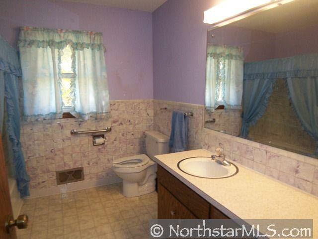 4065 Decatur Avenue North New Hope, MN 55427 - Photo 9 of 10