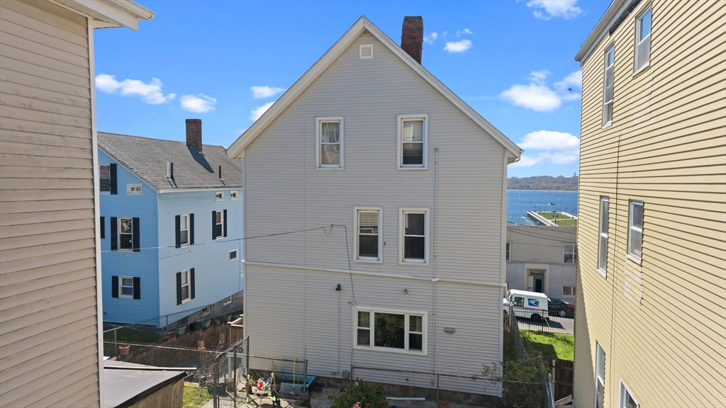 613 Durfee Street Fall River, MA 02720 - Photo 4 of 42
