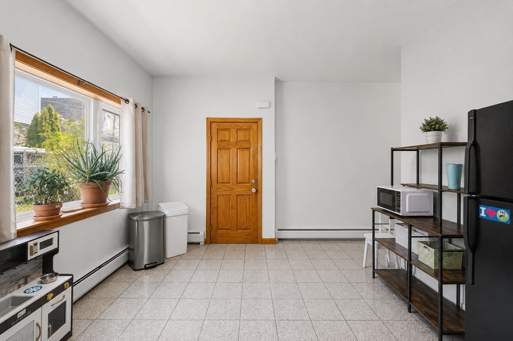 613 Durfee Street Fall River, MA 02720 - Photo 9 of 42