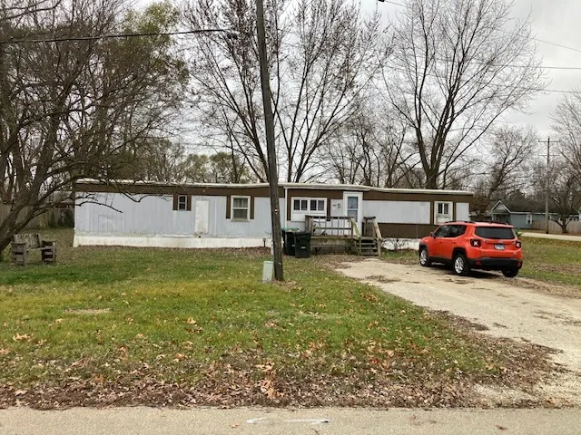 $74,900 | 495 West 6th Street, Braidwood, IL 60408