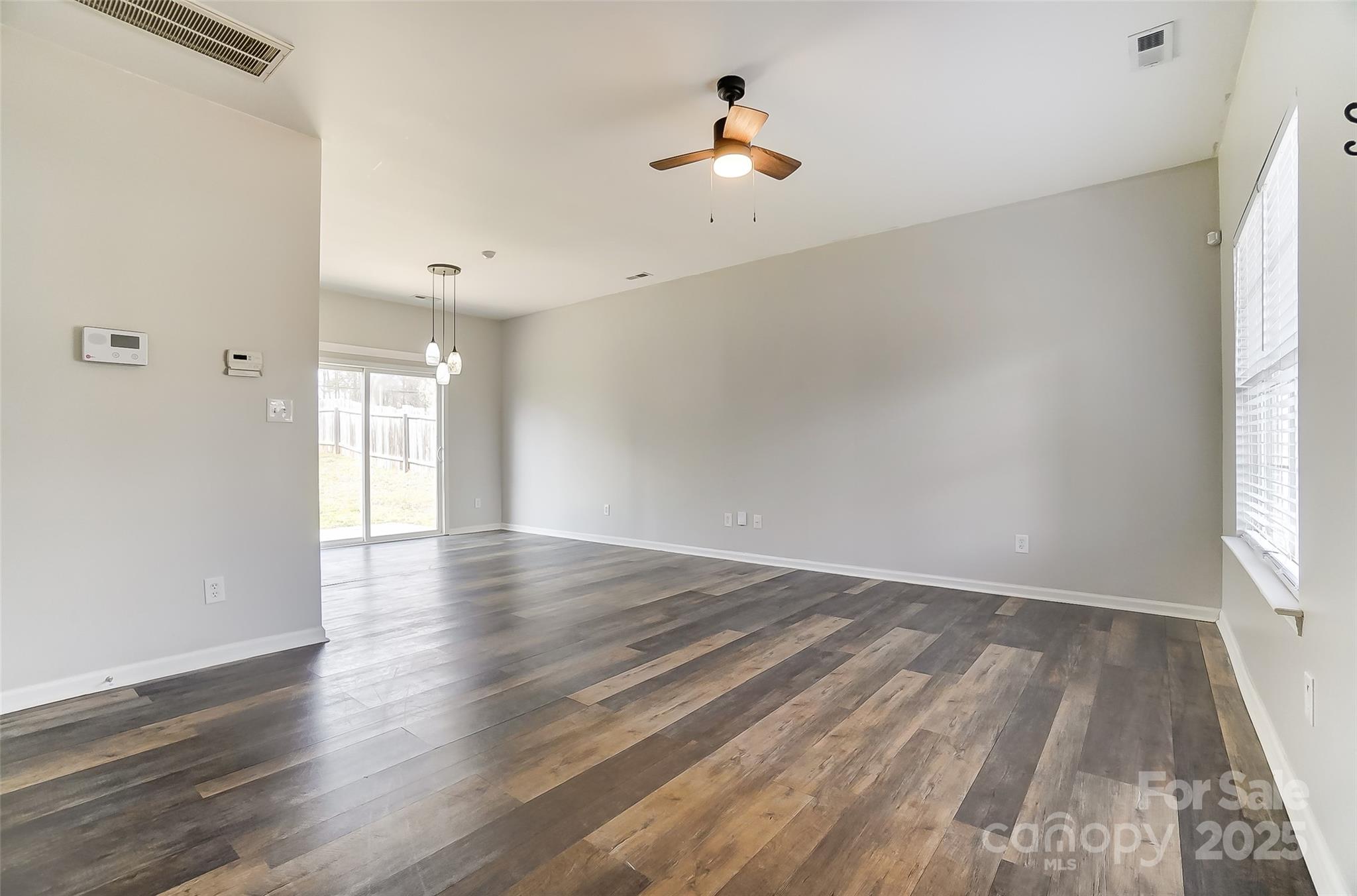 8247 Pozzi Road Charlotte, NC 28216 - Photo 11 of 23 Gallery Image 11