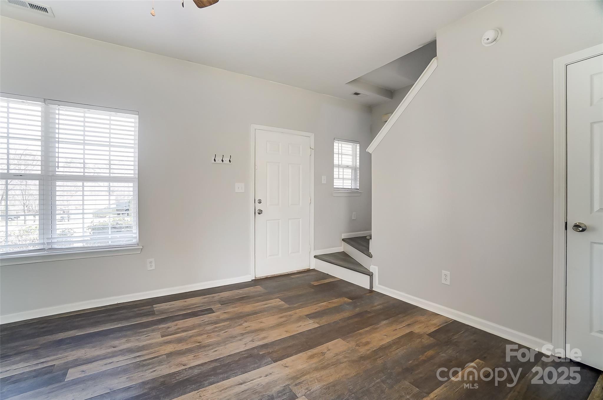 8247 Pozzi Road Charlotte, NC 28216 - Photo 3 of 23 Gallery Image 3