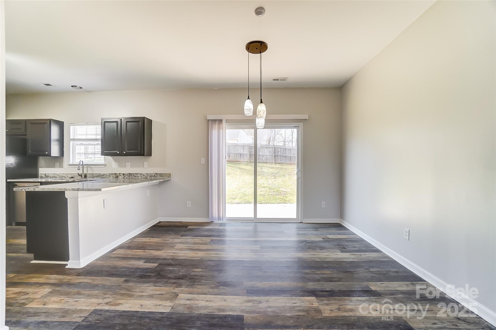 8247 Pozzi Road Charlotte, NC 28216 - Photo 4 of 23 Gallery Image 4