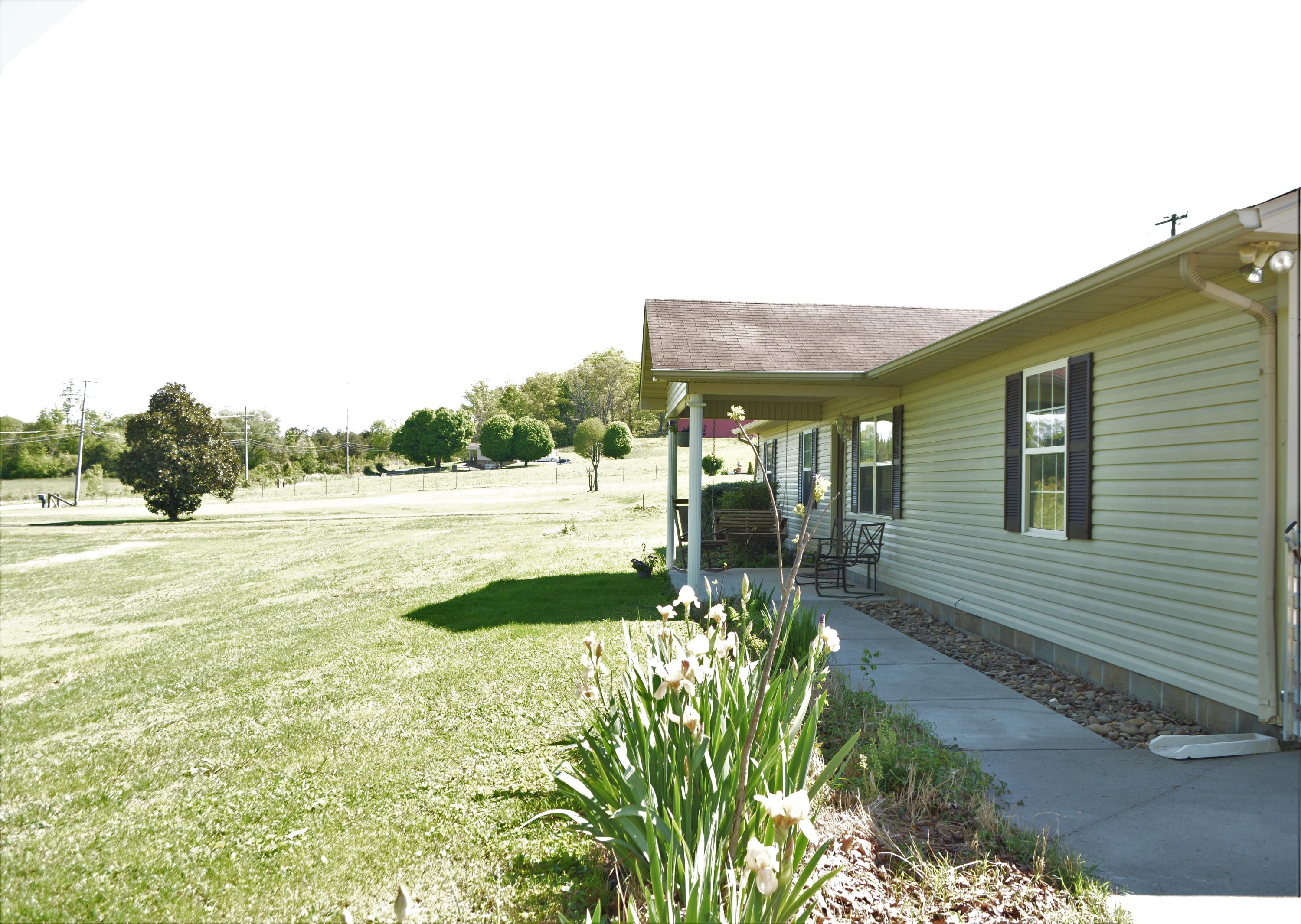 541 Kodak Road Kodak, TN 37764 - Photo 2 of 31 Front 3