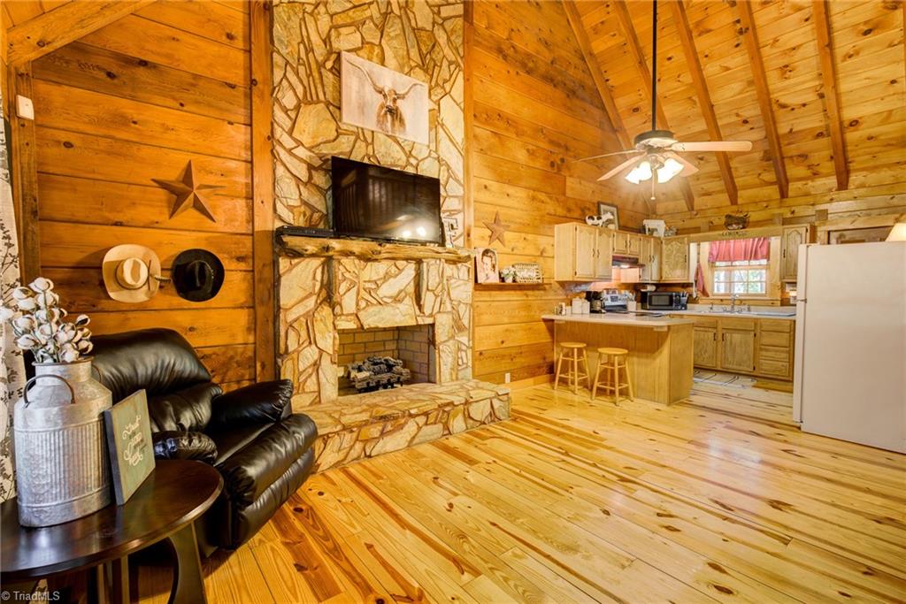 1260 Sink Farm Road Lexington, NC 27295 - Photo 4 of 29