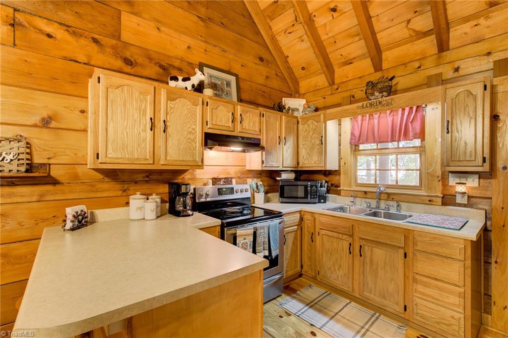 1260 Sink Farm Road Lexington, NC 27295 - Photo 8 of 29