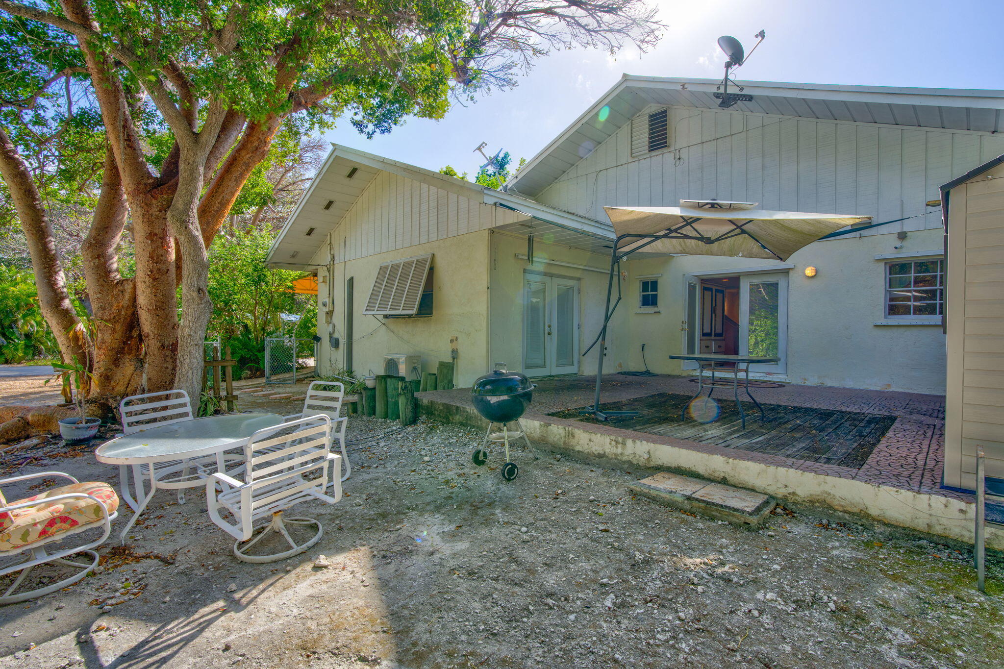 144 South Hammock Road Islamorada, FL 33036 - Photo 14 of 33 back