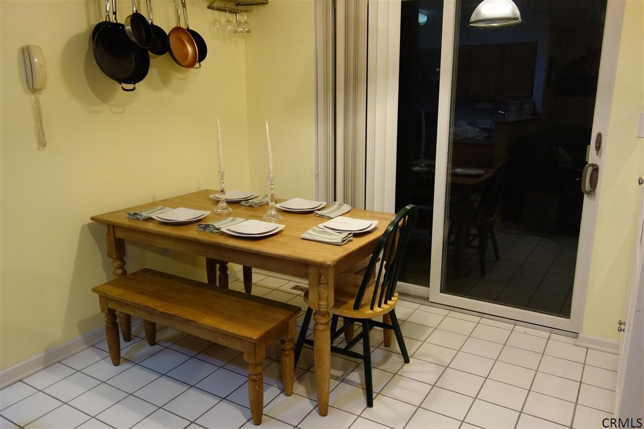 24 Hungerford Road Albany, NY 12203 - Photo 13 of 25 Country Kitchen style eating area