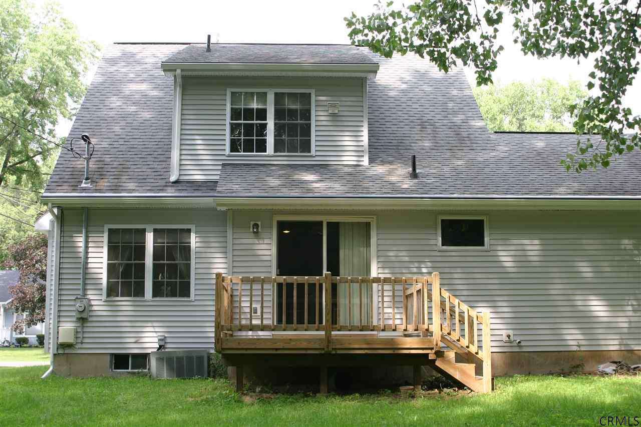 24 Hungerford Road Albany, NY 12203 - Photo 17 of 25 Clean remodeled deck