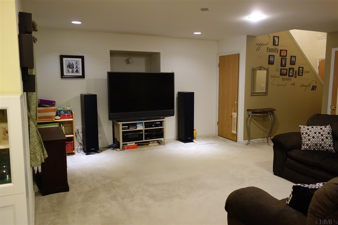 24 Hungerford Road Albany, NY 12203 - Photo 6 of 25 Fireplace insert behind TV