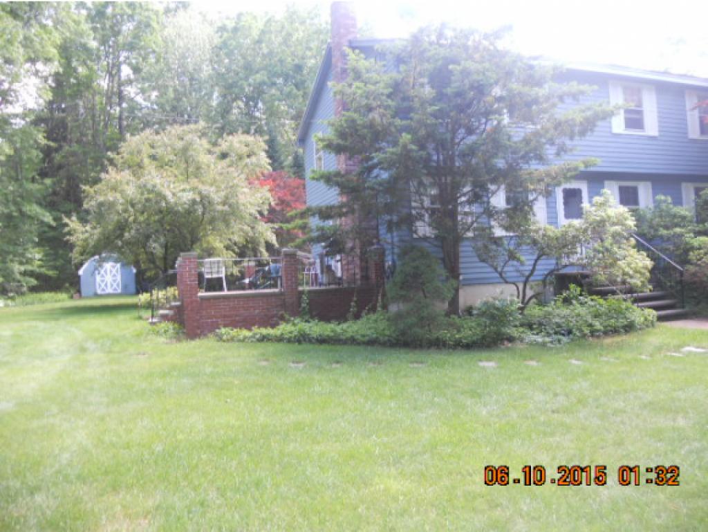 9 Glen Road Salem, NH 03079 - Photo 1 of 8