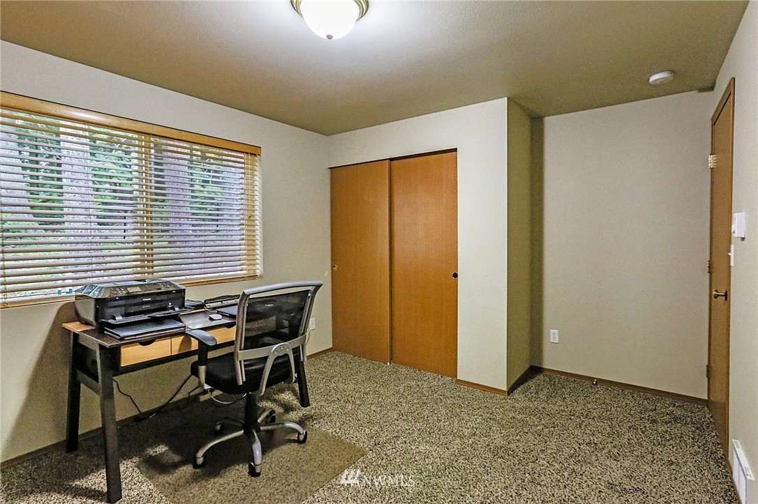 4055 Long Lake Road Southeast Port Orchard, WA 98366 - Photo 16 of 25 Gallery Image 16
