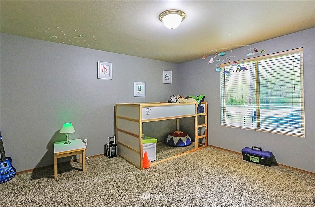 4055 Long Lake Road Southeast Port Orchard, WA 98366 - Photo 19 of 25 Gallery Image 19