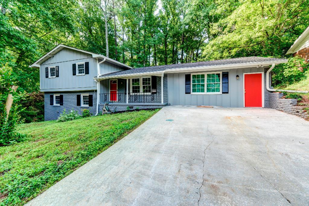 2831 Hollywood Drive Decatur, GA 30033 - Photo 1 of 1 Front exterior