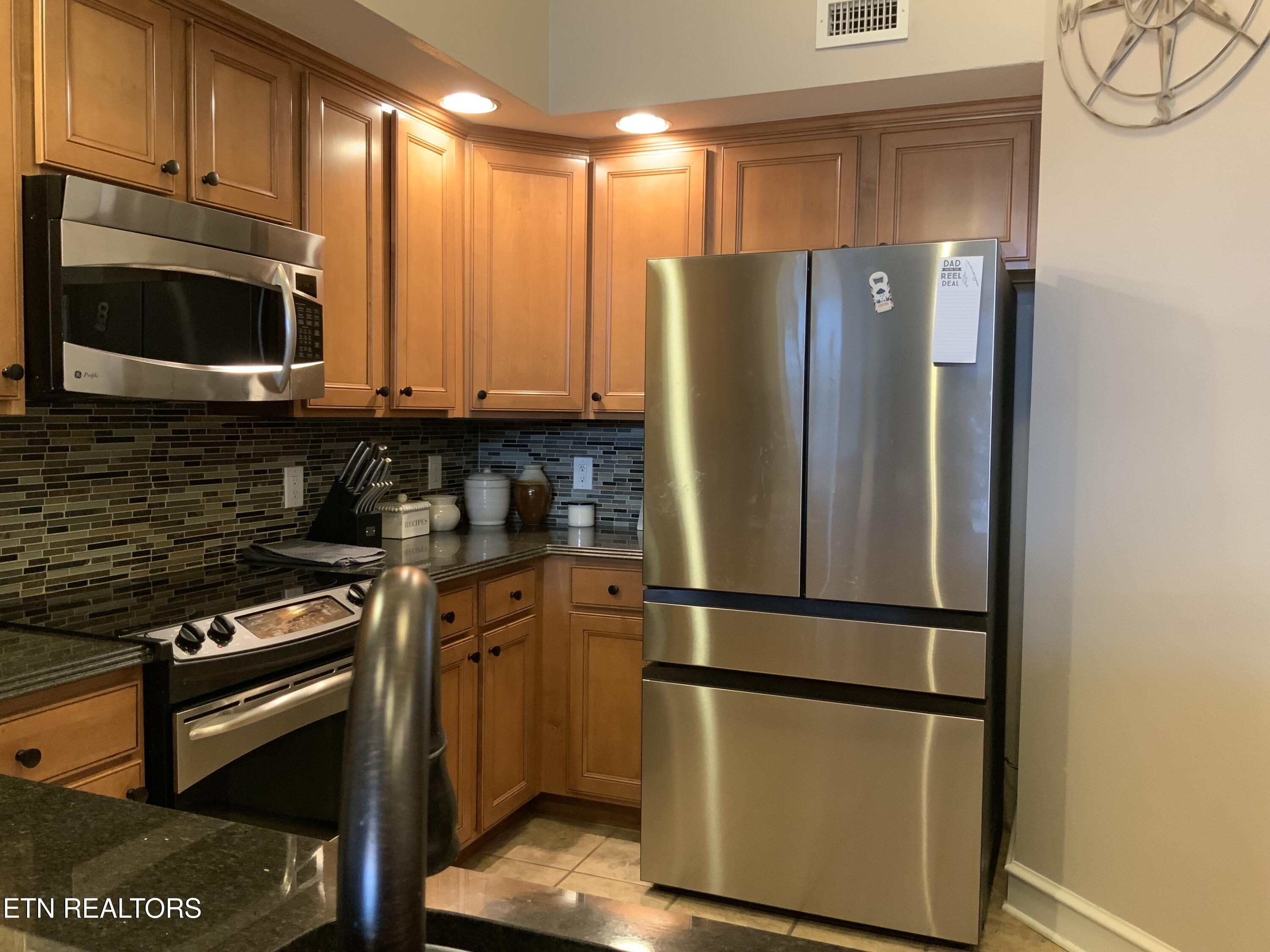 662 Waterside Circle, Unit 2 Andersonville, TN 37705 - Photo 7 of 43 IMG_2099