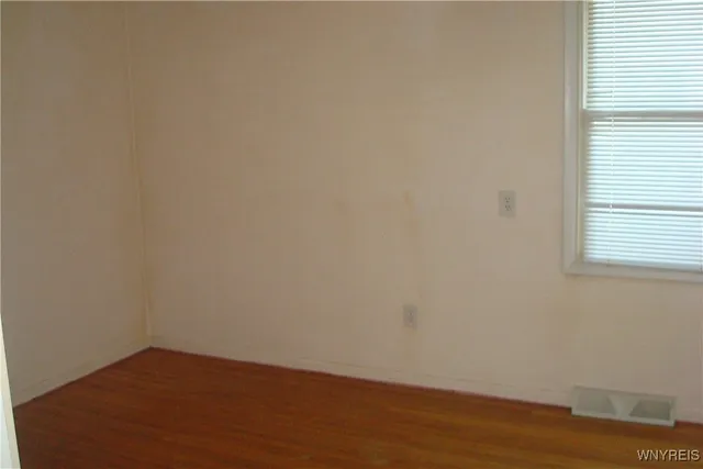 $219,900 | 11 Claude Drive, Cheektowaga, NY 14043