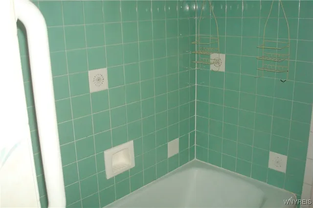 $219,900 | 11 Claude Drive, Cheektowaga, NY 14043