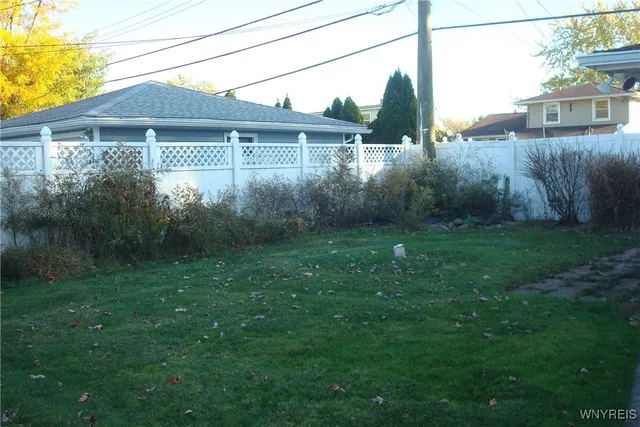 $219,900 | 11 Claude Drive, Cheektowaga, NY 14043