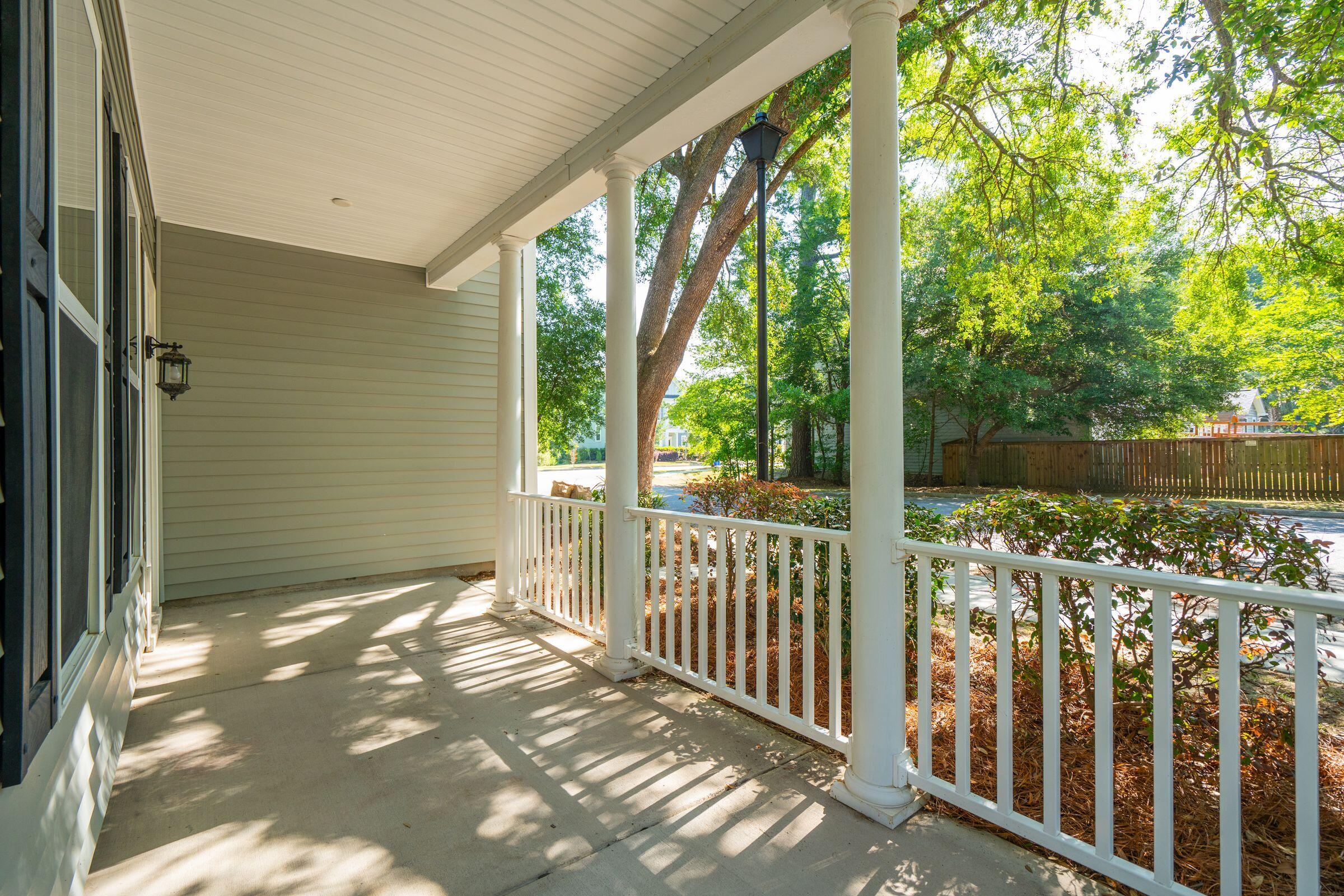 1631 Bee Balm Road Johns Island, SC 29455 - Photo 8 of 62 1631BeeBalmRd-KeenEyeMarketing-008