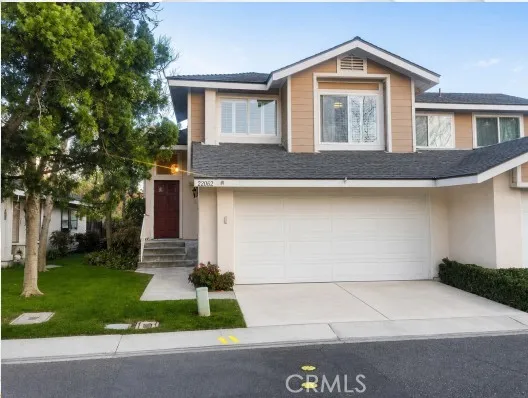 $898,000 | 22062 Summit Hill Drive, Unit 19, Lake Forest, CA 92630