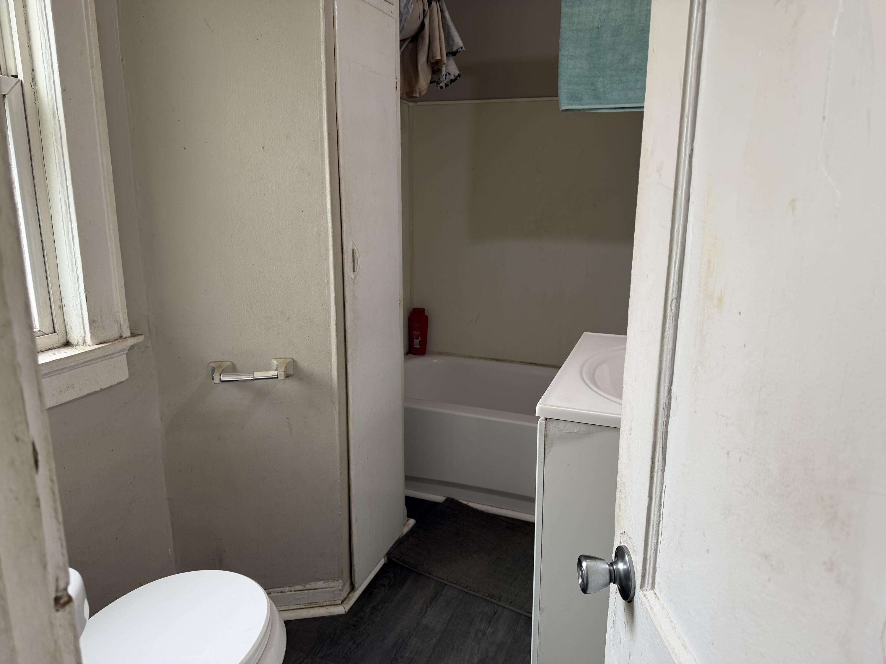 1541 South Union Street Milwaukee, WI 53204 - Photo 11 of 26 1541 S Union St