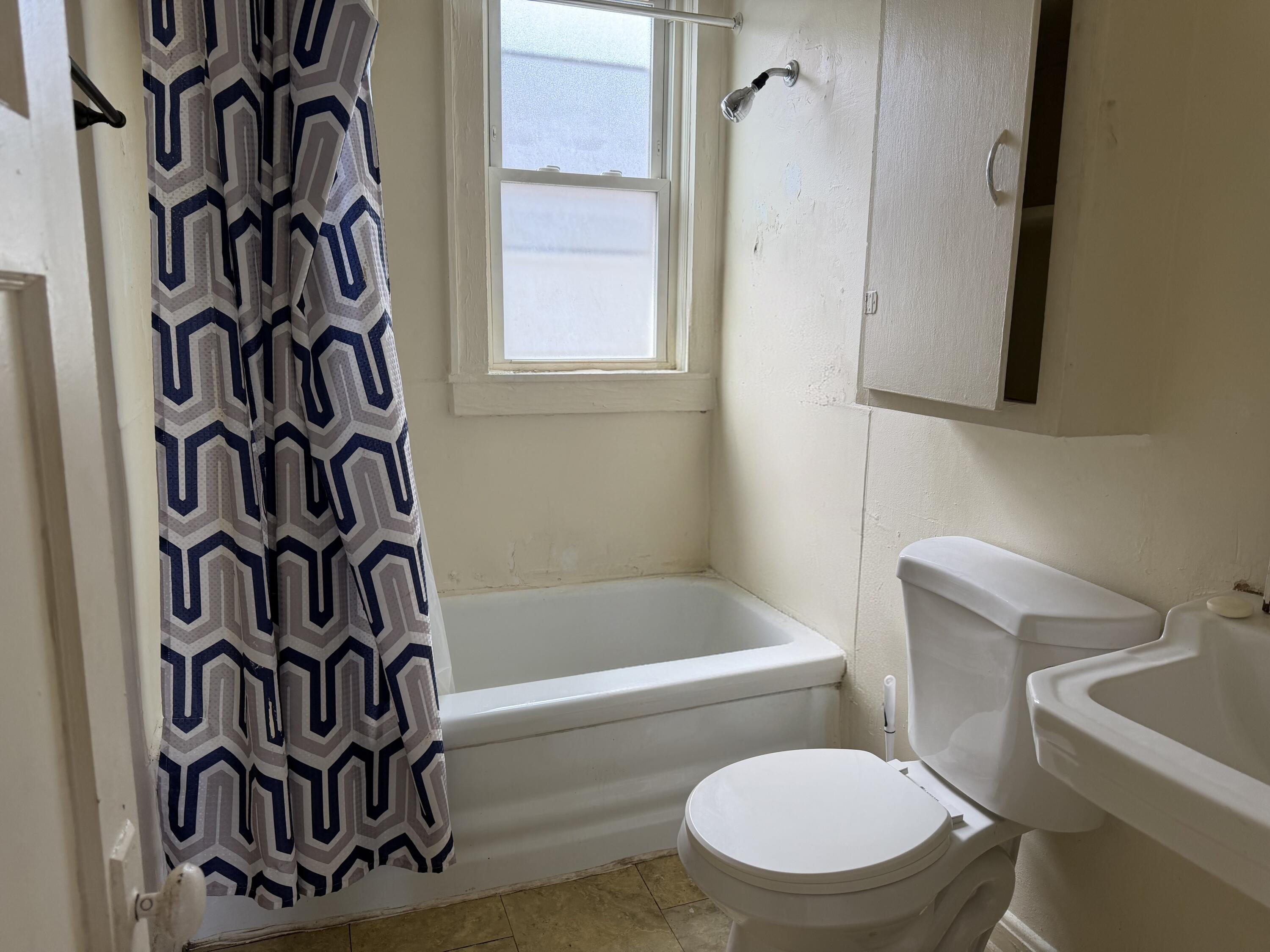 1541 South Union Street Milwaukee, WI 53204 - Photo 5 of 26 1541 S Union St