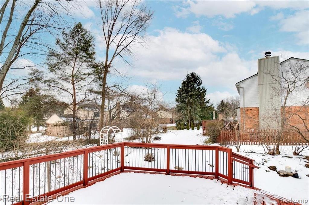 2051 Warrington Road Rochester Hills, MI 48307 - Photo 62 of 64