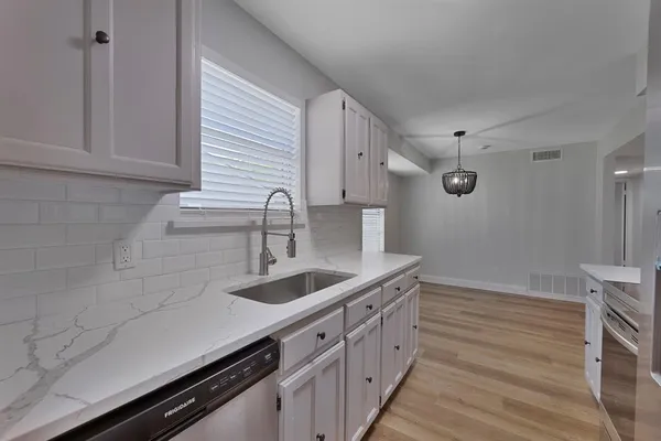 $2,350 | 5002 French Wood Drive, Arlington, TX 76016