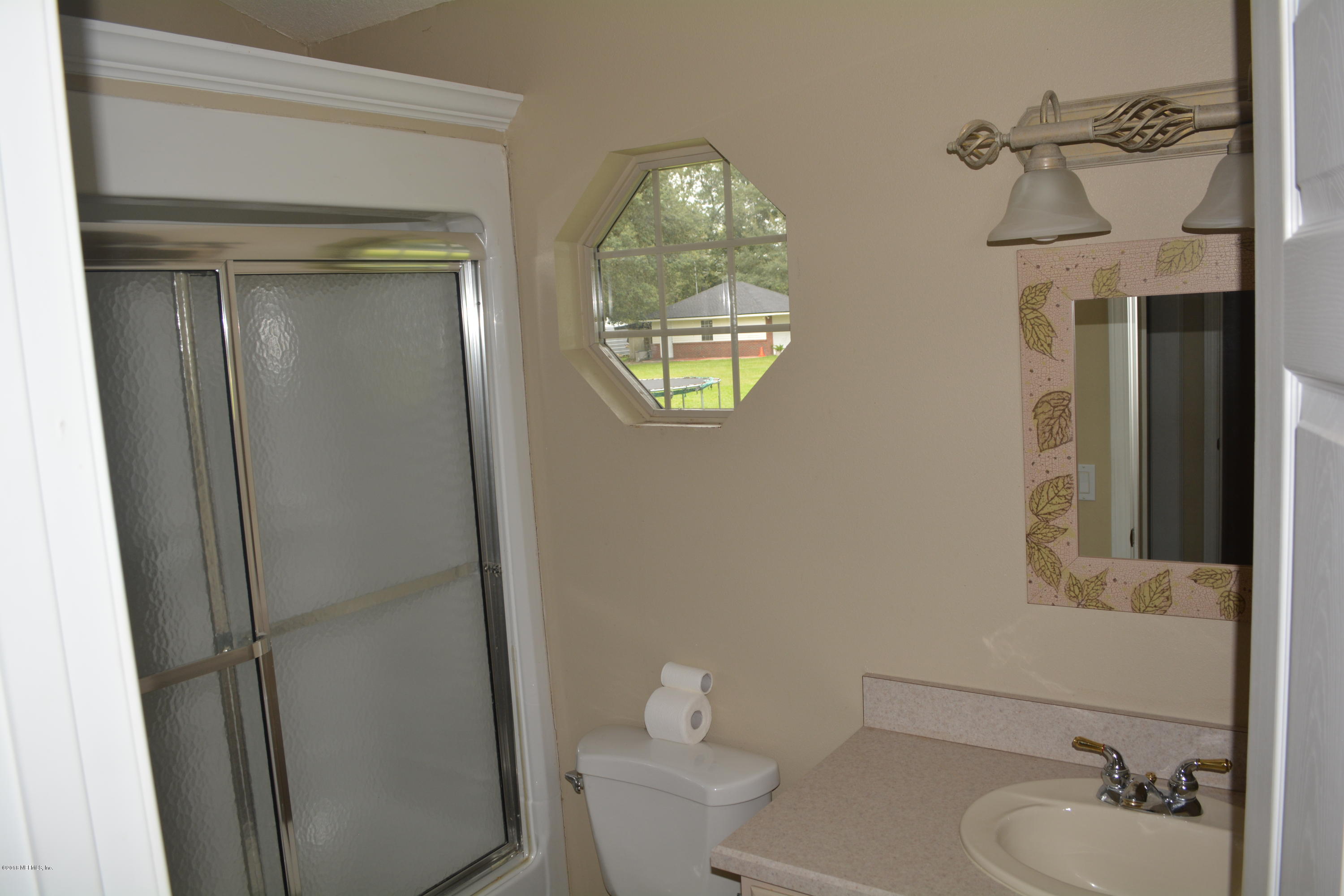 4203 Raintree Drive Macclenny, FL 32063 - Photo 21 of 26 Bathroom 3