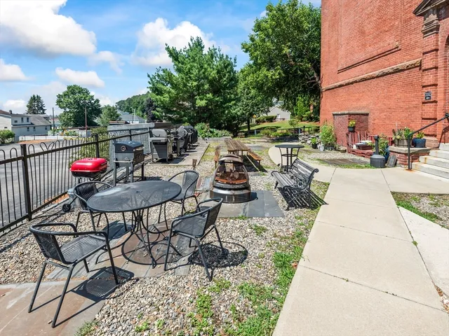 $305,000 | 28 Adams Street, Unit 102, Worcester, MA 01604