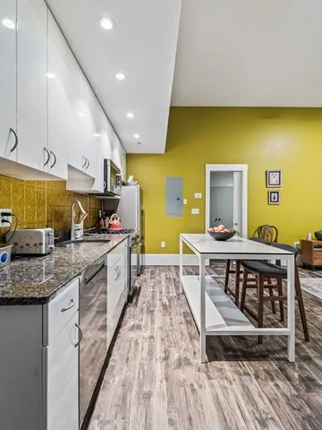 $305,000 | 28 Adams Street, Unit 102, Worcester, MA 01604