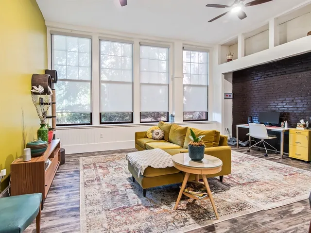 $305,000 | 28 Adams Street, Unit 102, Worcester, MA 01604