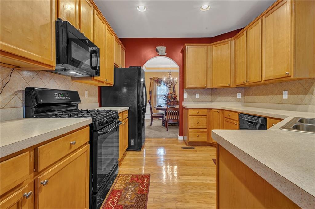 7815 White Oak Loop Stonecrest, GA 30038 - Photo 5 of 35